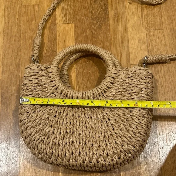 *last chance* Shein | Stylish Tan Woven Handbag - Picture 8 of 12